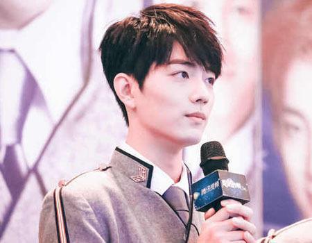 杨紫和肖战最新视频爆料,精彩瞬间引网友热议 第2张 杨紫和肖战最新视频爆料,精彩瞬间引网友热议 第2张